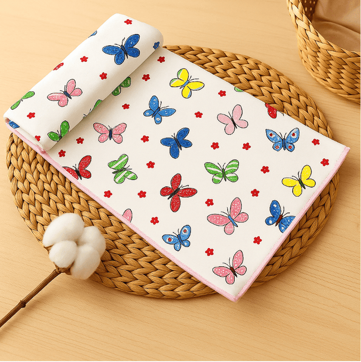 Rainy Бебешка пелена бархетна 80х35 см. Шарени пеперуди