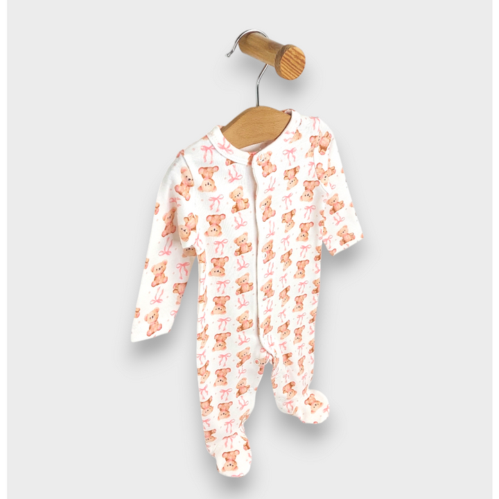 Rainy Бебешки гащеризон с предно закопчаване 56 - 74 см. Мече с панделка