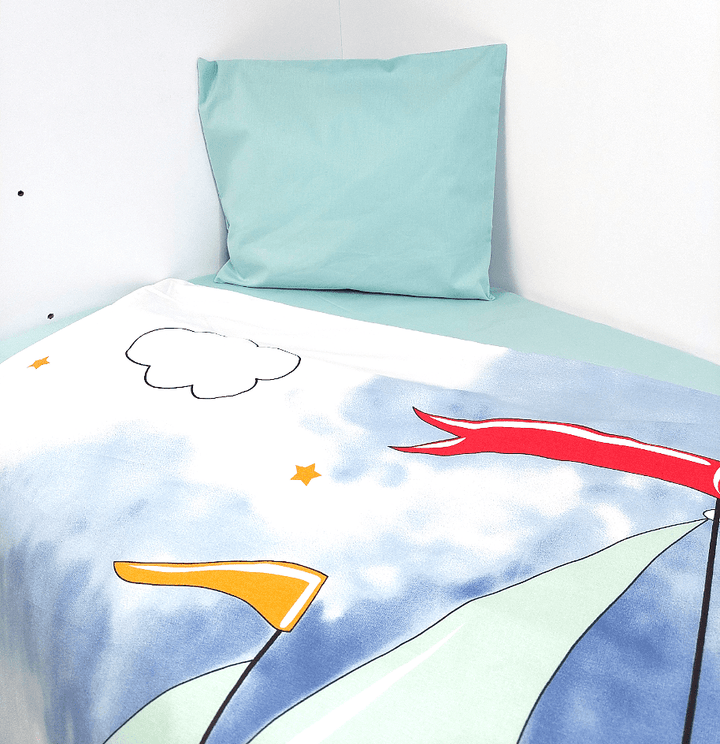 Rainy Бебешки спален комплект 3 части 60х120 см. Мече със сърф