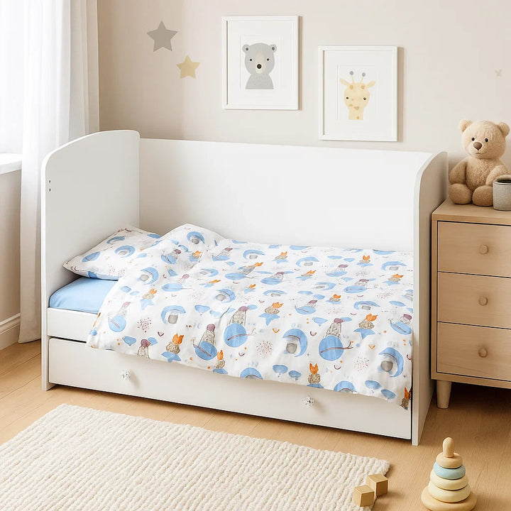 Rainy Бебешки спален комплект 4 части 60х120 см. Мече на луна син