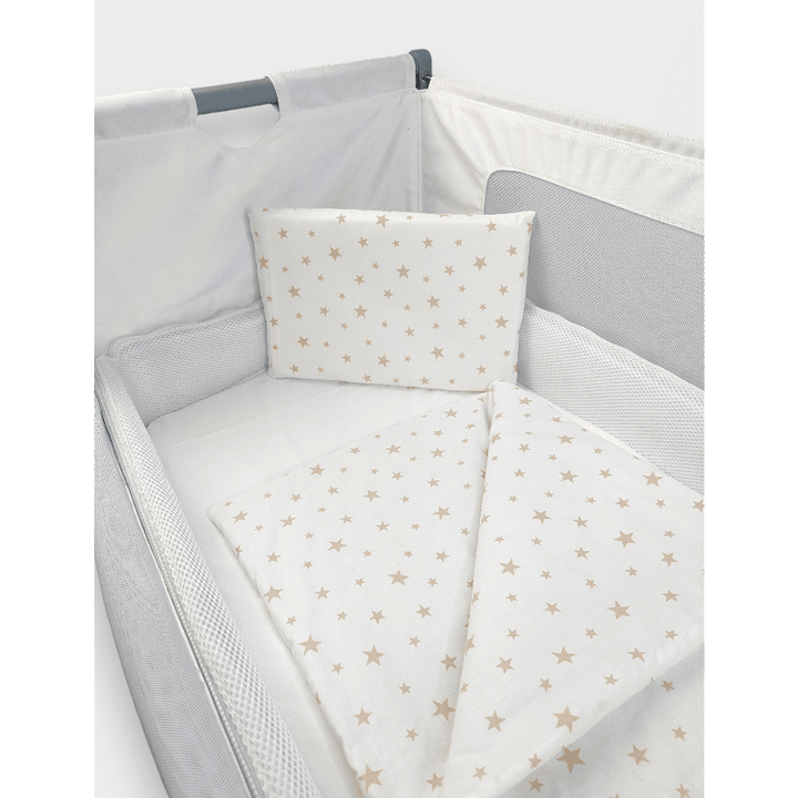 Rainy Бебешки спален комплект за мини кошара Бежови звезди