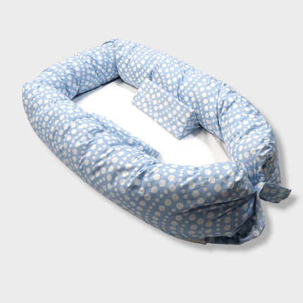 Rainy Бебешко гнездо с ограничители Бели точки
