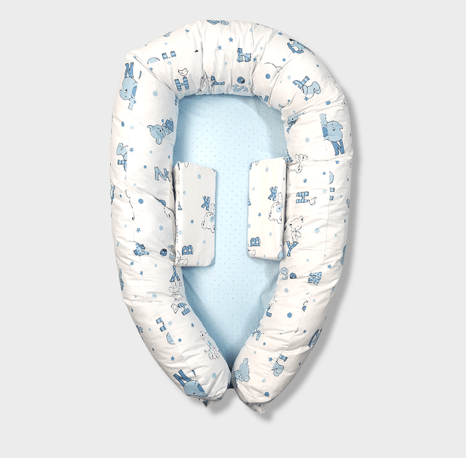 Rainy Бебешко гнездо с ограничители Мече с букви син