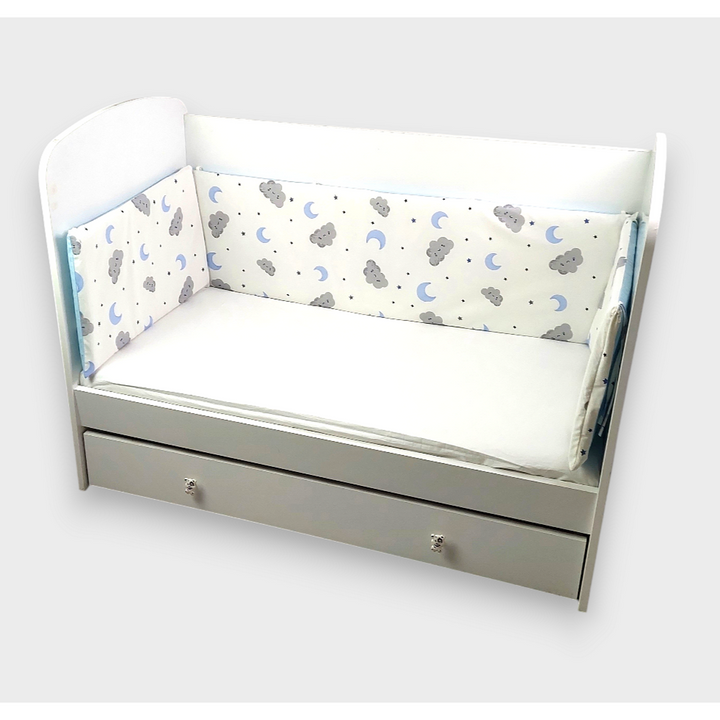 Rainy Обиколник за бебешка кошара 60х120 см. Сиви облаци