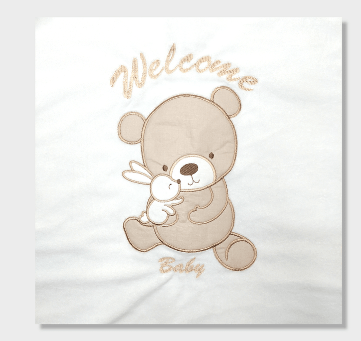 Rainy Зимна бебешка пелена с цип 80x80см. Welcome Baby Bear and Rabbit бял